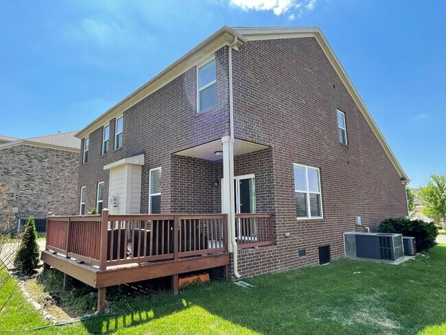 Building Photo - 1607 Southhampton Way