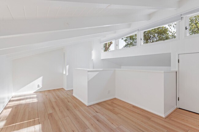 Building Photo - RARELY AVAILABLE: MONTECITO  UNION SCHOOL ...