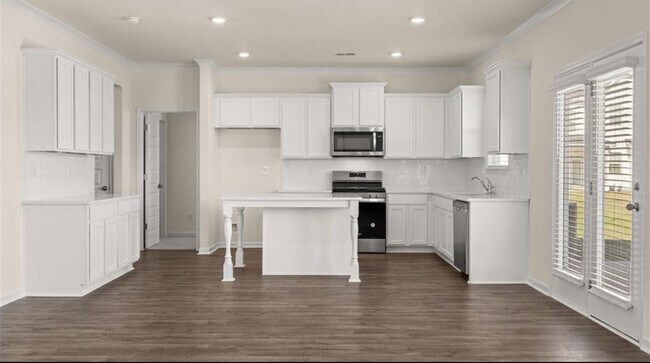 Building Photo - 3259 Champion Wy