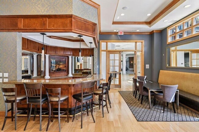 Building Photo - 4525 Park Commons Dr