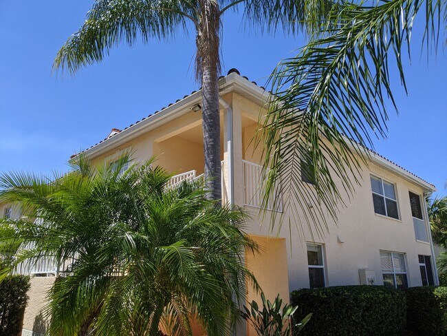 Building Photo - 4437 Corso Venetia Blvd