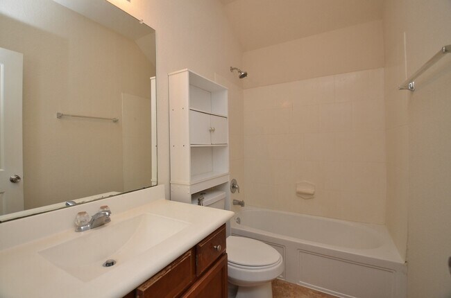 Building Photo - 3119 Balch Springs Ln