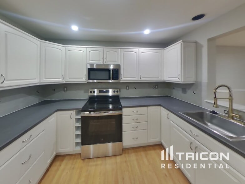 Building Photo - 1568 Hummingbird Ct