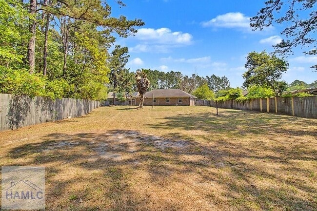 Building Photo - 342 Sheila Dr