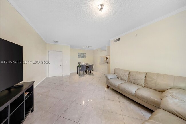 Building Photo - 17145 N Bay Rd