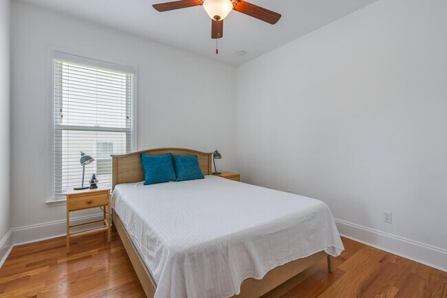 Building Photo - 3486 Coneflower Dr