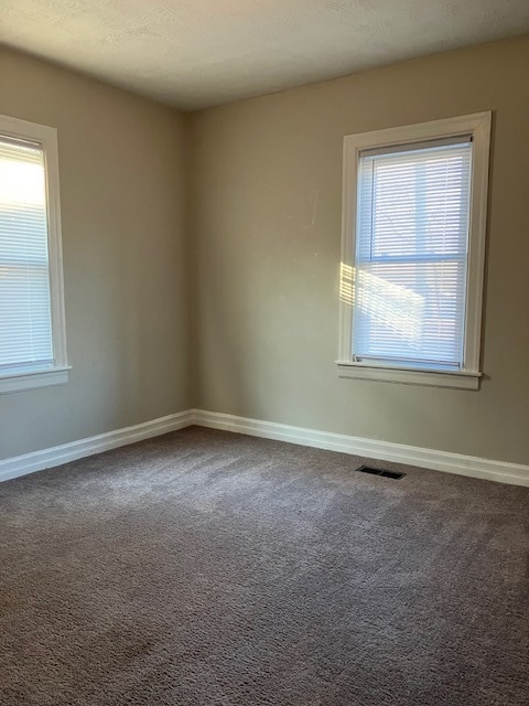 Building Photo - 832 S Fort Ave