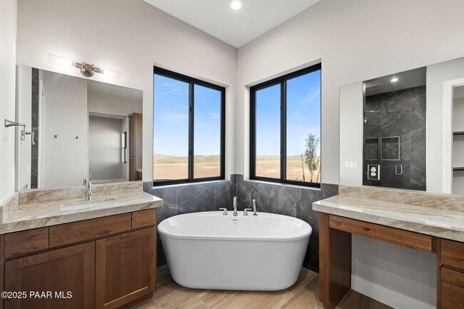 Building Photo - 5630 Norma Dr