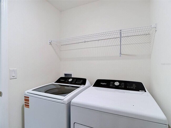 Building Photo - 31115 Silver Stage Dr