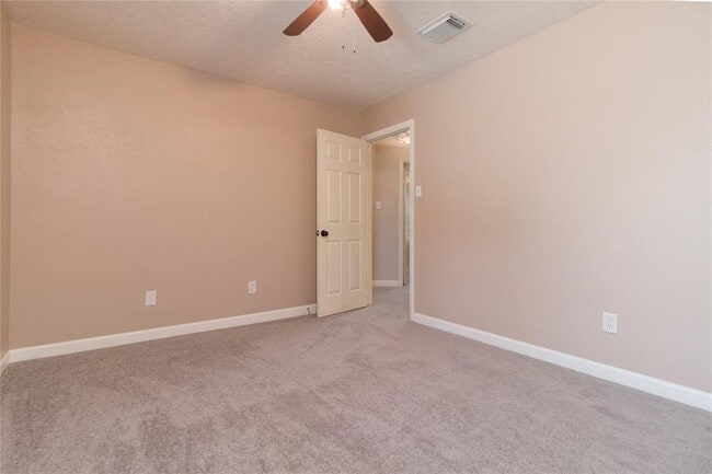 Building Photo - 5215 Heathervale Ct
