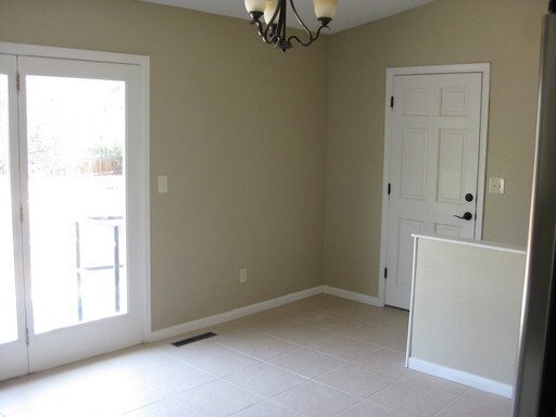 Building Photo - 4670 S Carefree Cir
