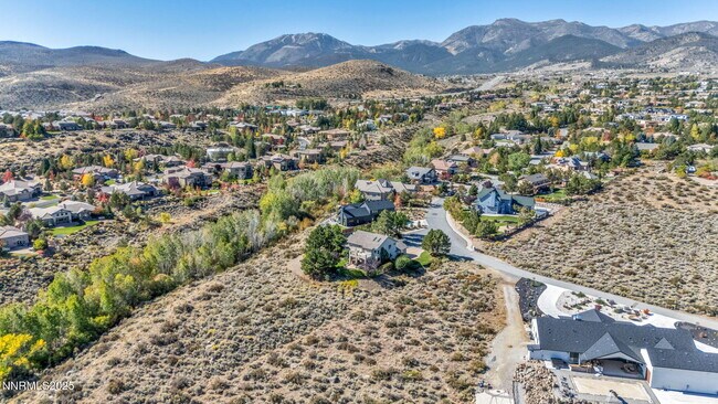 Building Photo - 1520 Taos Ln