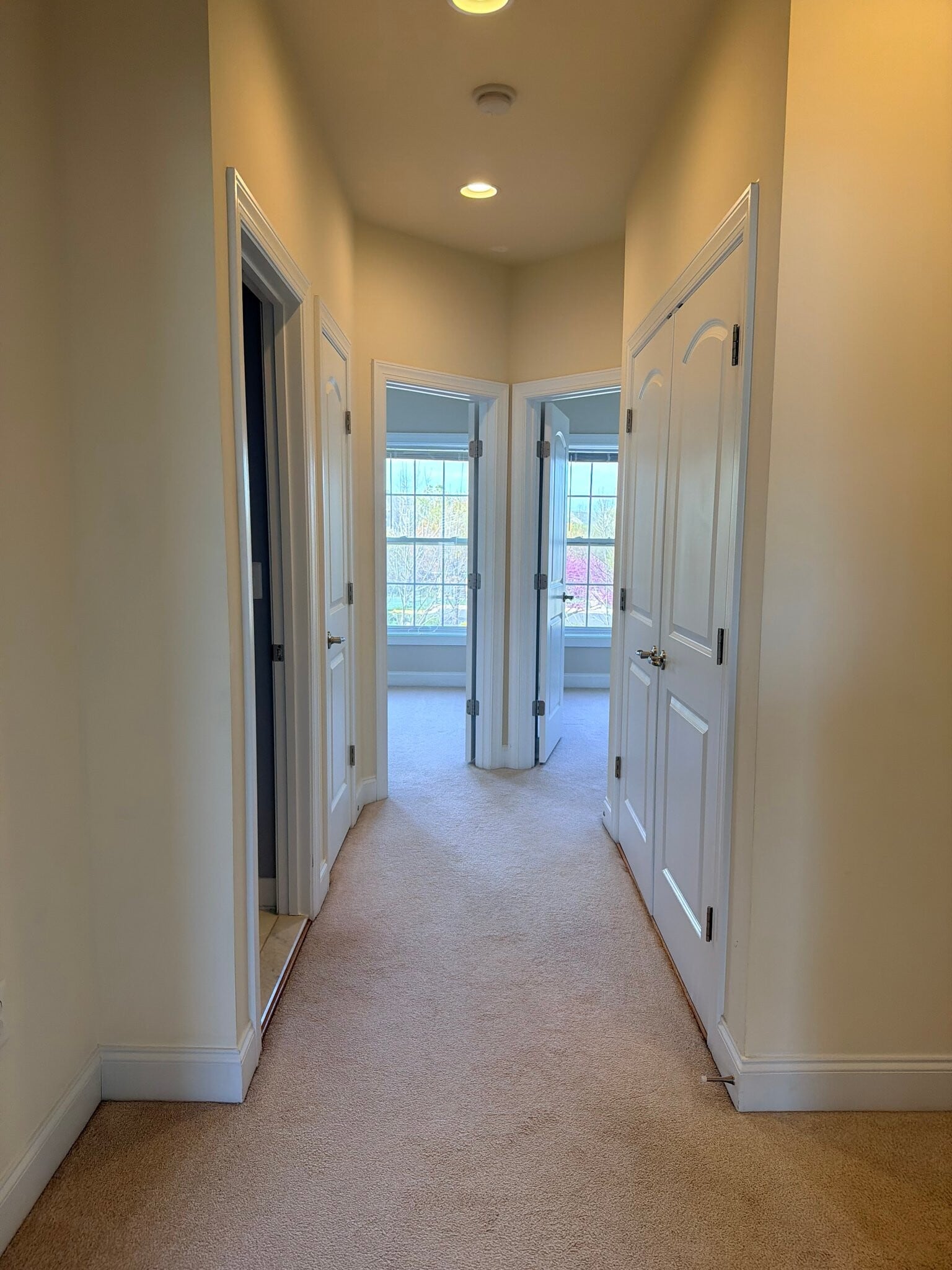 Building Photo - 15908 Mackenzie Manor Dr