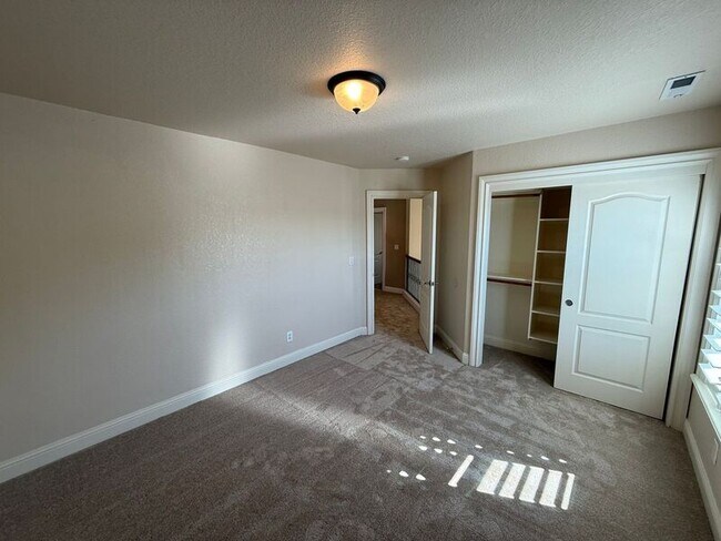 Building Photo - 1690 Titan Dr NW