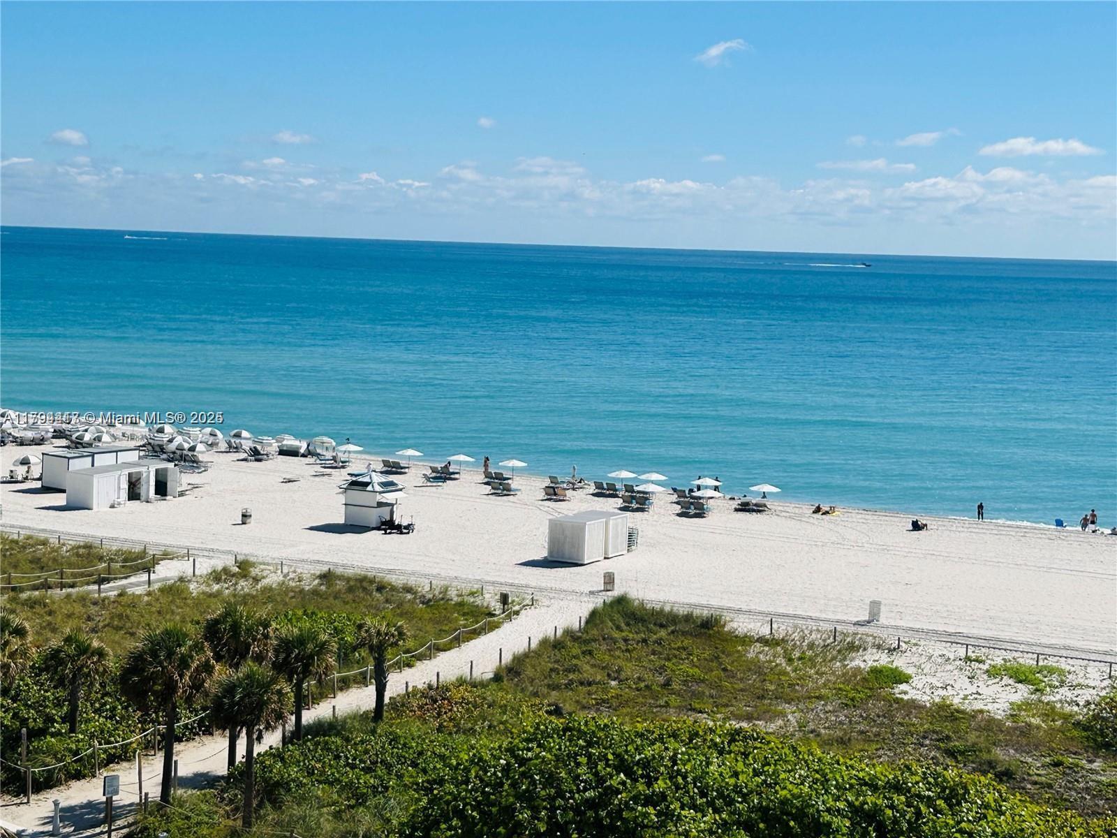 Building Photo - 5825 Collins Ave