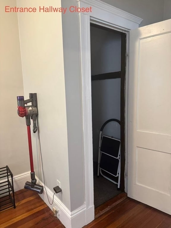 Building Photo - 23 Alexander Ave