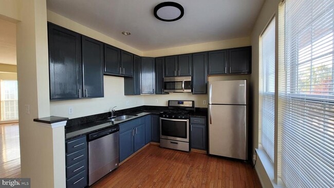 Building Photo - 25355 Sweetness Terrace