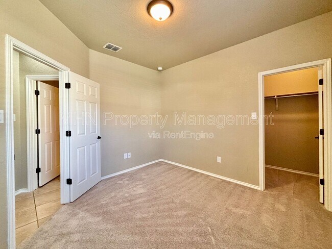 Building Photo - 8902 Derby Dan