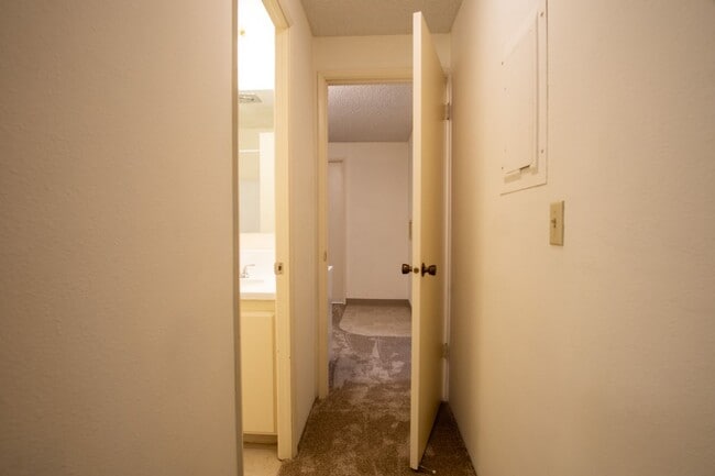 Building Photo - Garden-Level 2 Bed 2 Bath with Large Patio, Parking, & W/D Hookups