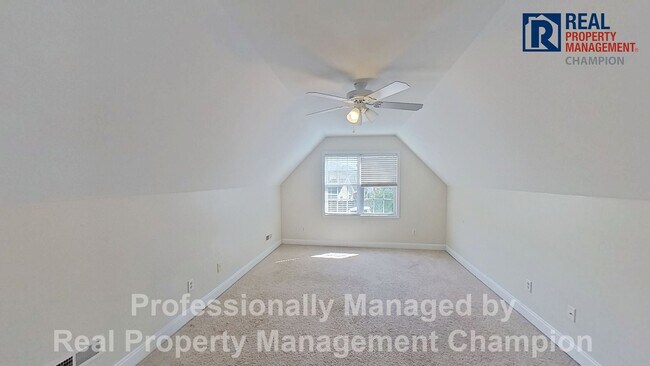 Building Photo - 3BD/2BA home w/vaulted ceilings, fireplace, 2-car garage, deck and fenced backyard