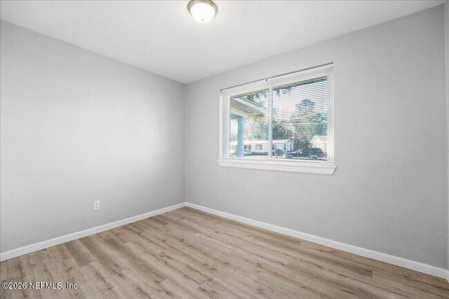 Building Photo - 5395 Poppy Dr