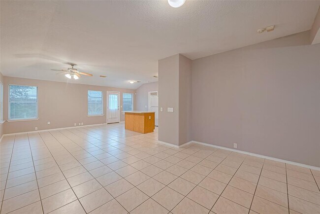 Building Photo - 4826 Cliffpoint Ct