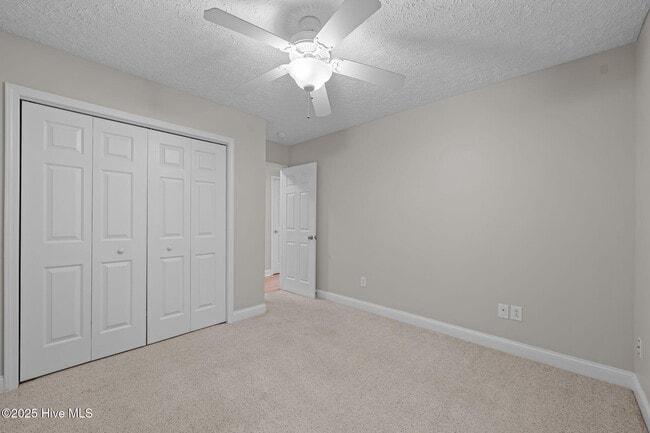 Building Photo - 205 Croatan Woods Dr