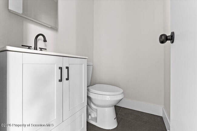 Building Photo - 840 Clay Ave