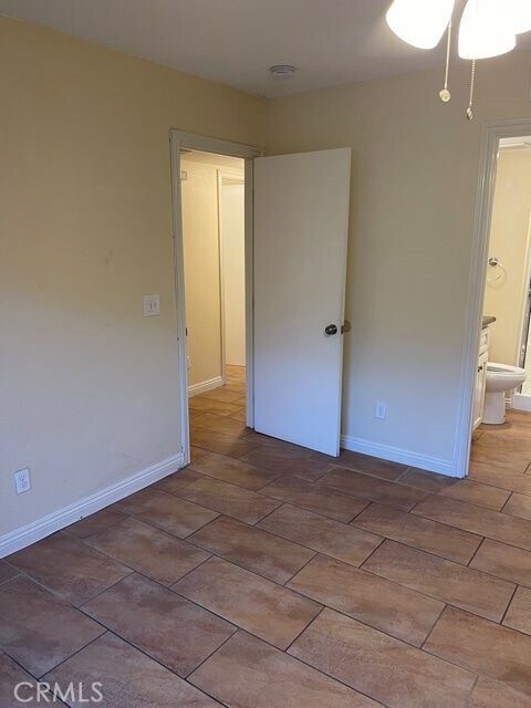 Building Photo - 1251 S Meadow Ln