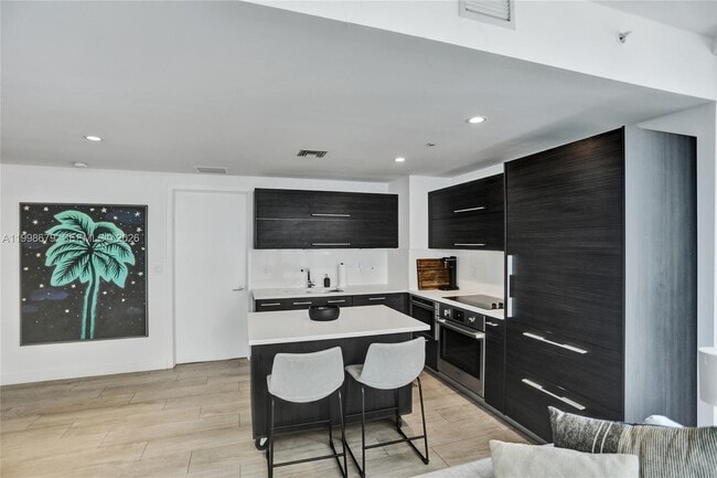 Building Photo - 45 SW 9th St