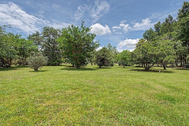 Building Photo - 20811 SW 81st Loop