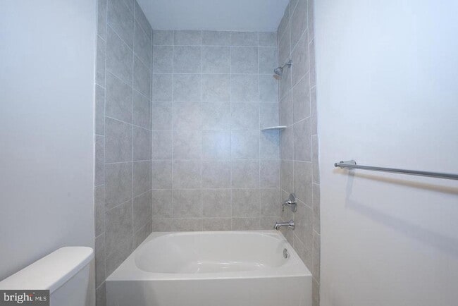 Building Photo - 220 Charles Ellis Dr