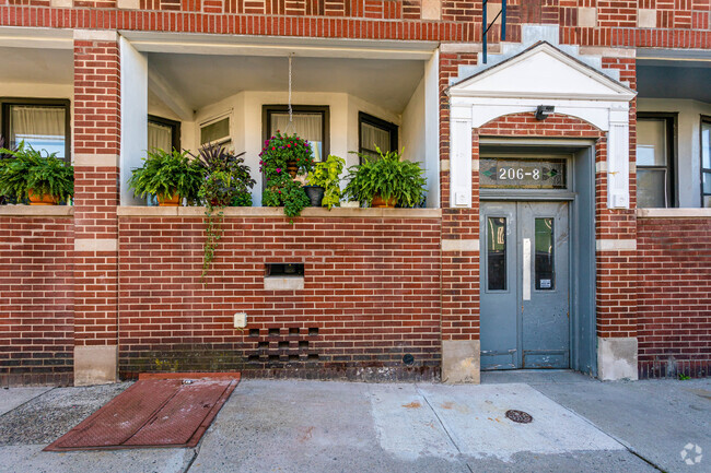 Balcony - 206 Montgomery Street Apartments