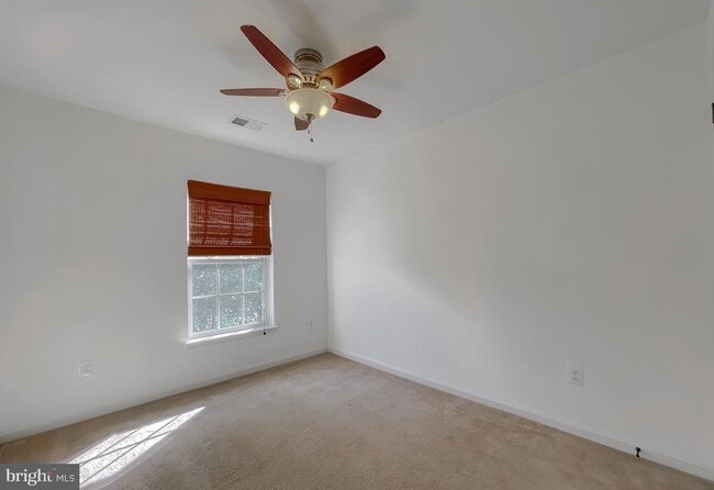 Building Photo - 43625 Marguerite Street