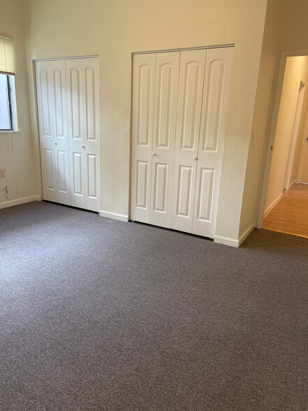 Master Bedroom - 4179 Shafter Ave