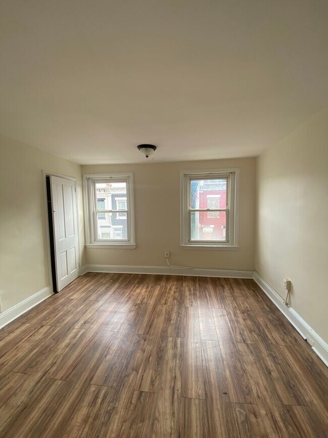 Building Photo - 3117 W Gordon St