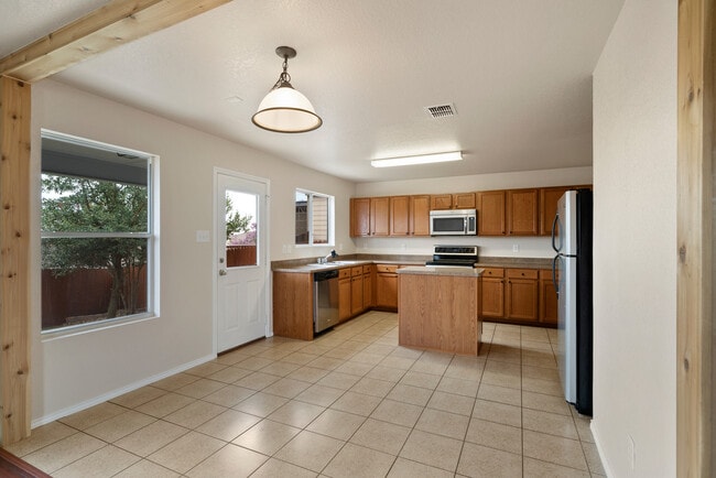 Building Photo - 3815 Mahogany Cove
