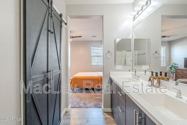 Building Photo - 2271 E Hidalgo Ave