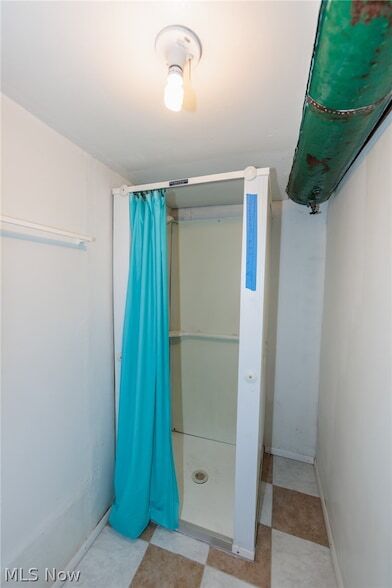 Building Photo - 1794 W 54th St