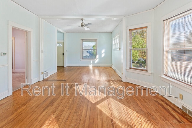 Building Photo - 4535 Marcy St