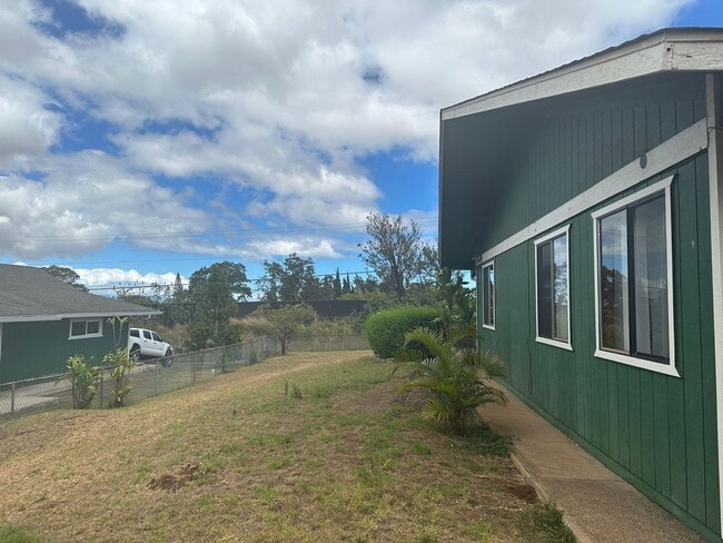Building Photo - Cozy upcountry home