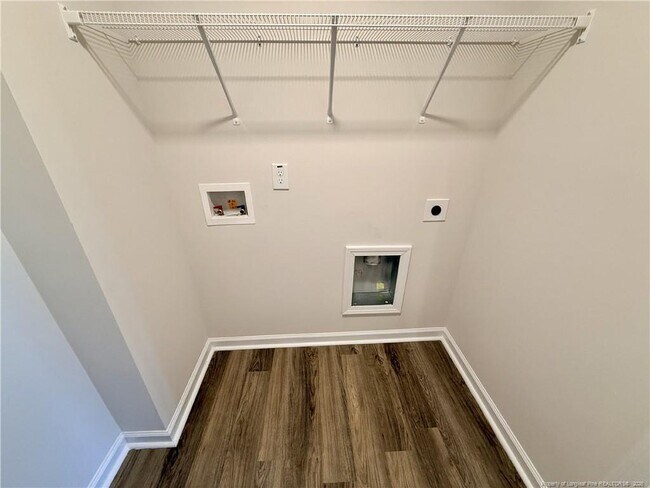 Building Photo - 4736 Mastercraft Ct