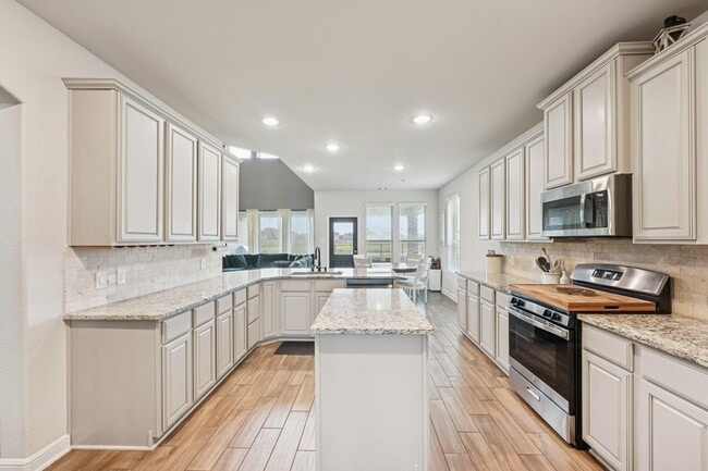Building Photo - 2406 Harborwood Ct
