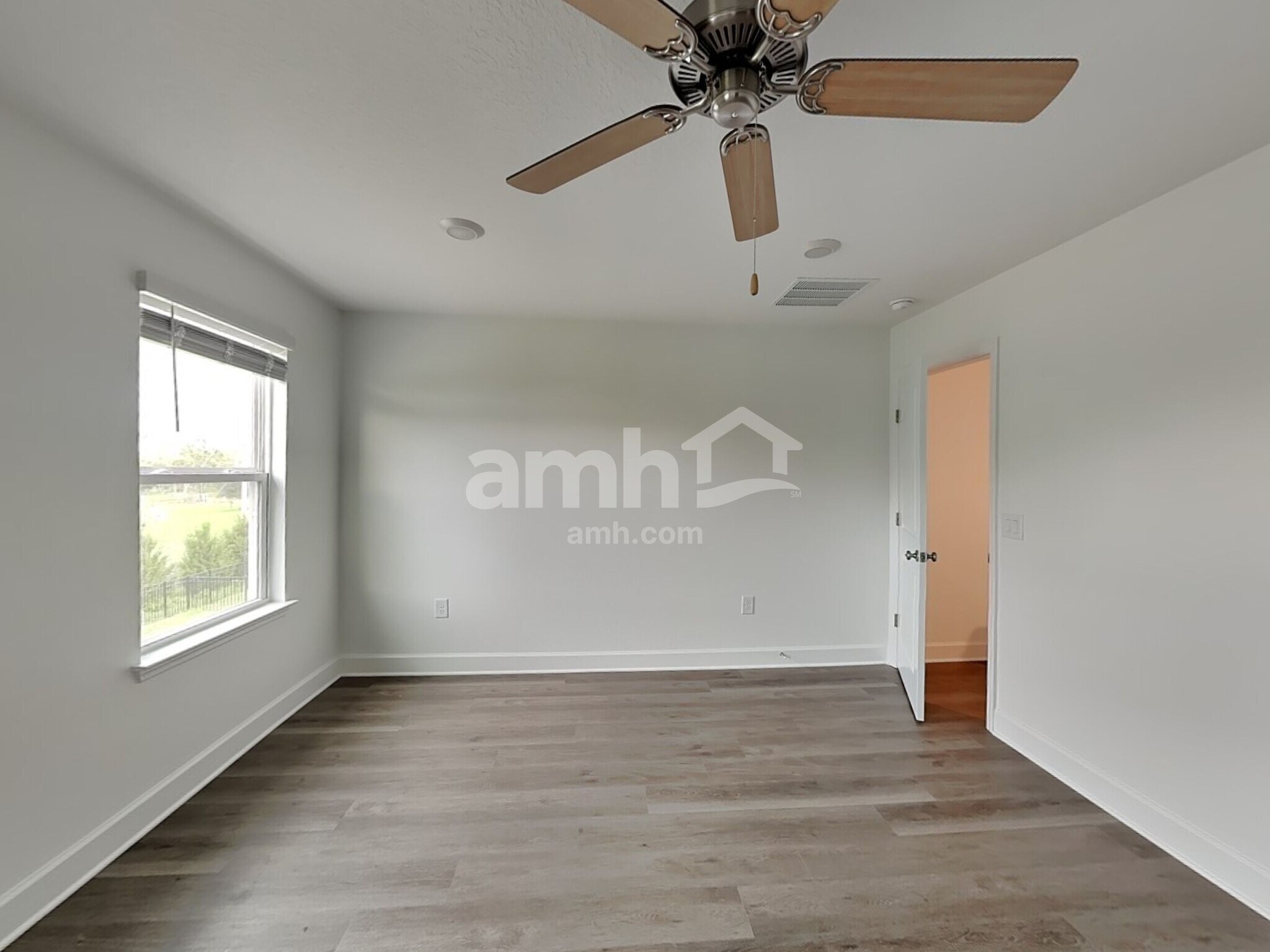 Building Photo - 16648 Cheyanne Ct