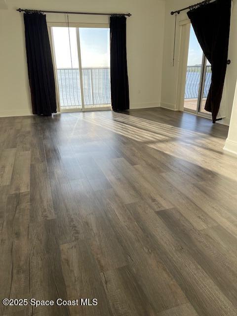 Building Photo - 161 Majestic Bay Ave