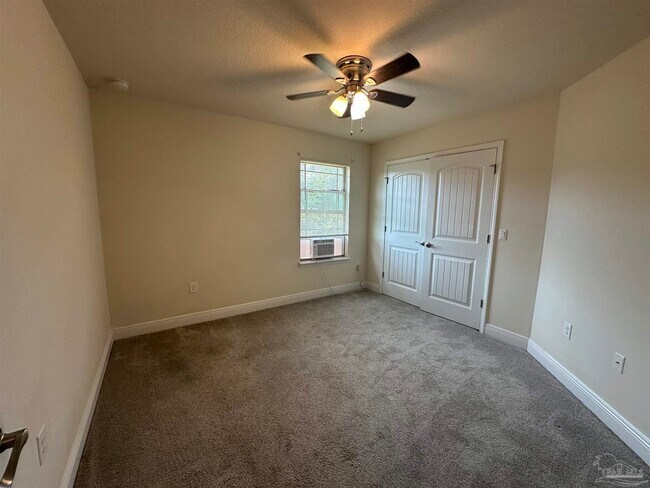 Building Photo - 5560 Tucker Circle
