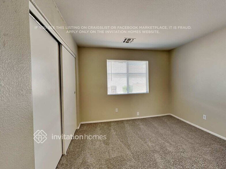 Building Photo - 8625 W El Caminito Dr