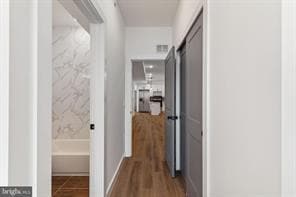 Building Photo - 716 W York St