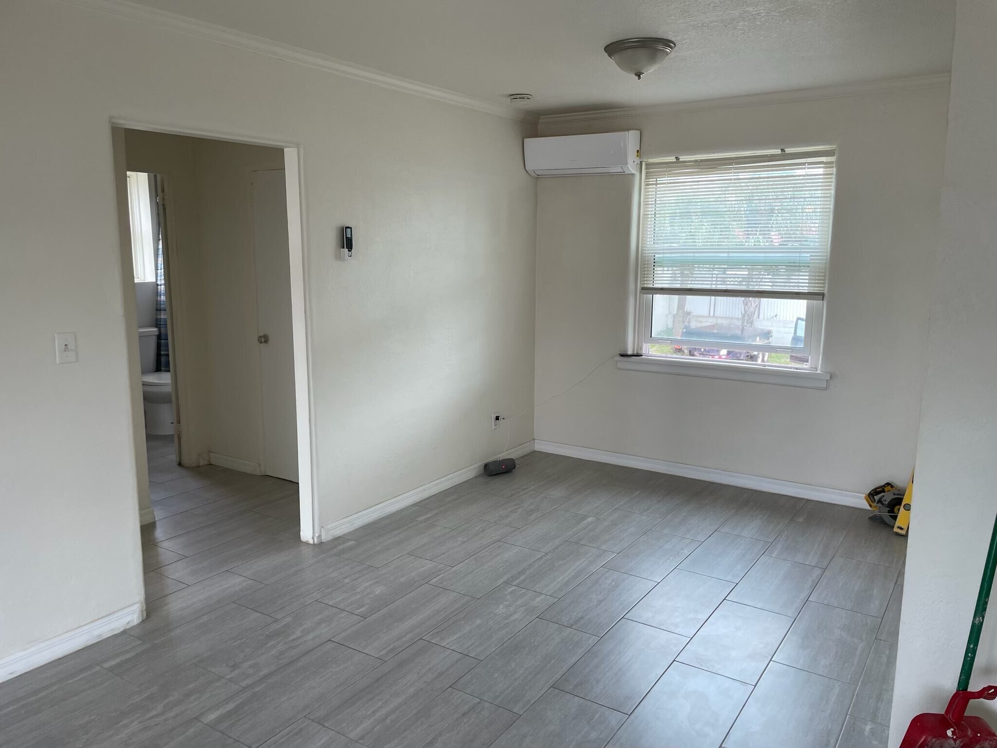 Building Photo - 616 Riverview Blvd