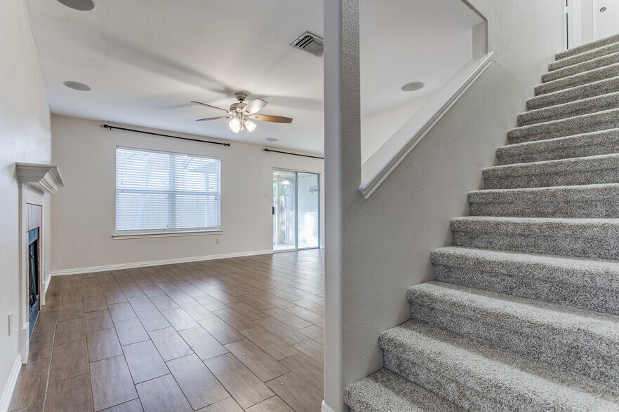 Building Photo - 8107 Rustic Park